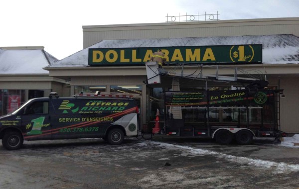 Dollarama Farnham