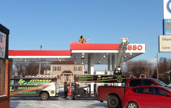 Esso rue Langlois Granby