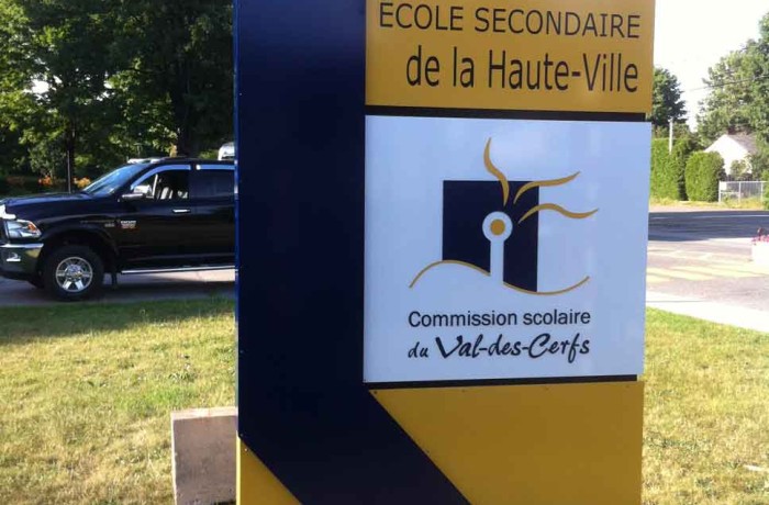 Commission Scolaire Val-Des-Cerfs